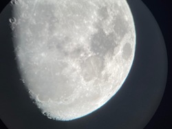 mini_on-the-moon-again-2022-67d6bb1a5ffe0.jpg